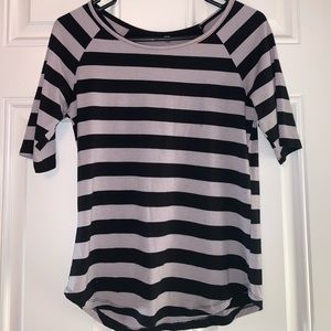 Striped half-sleeve top